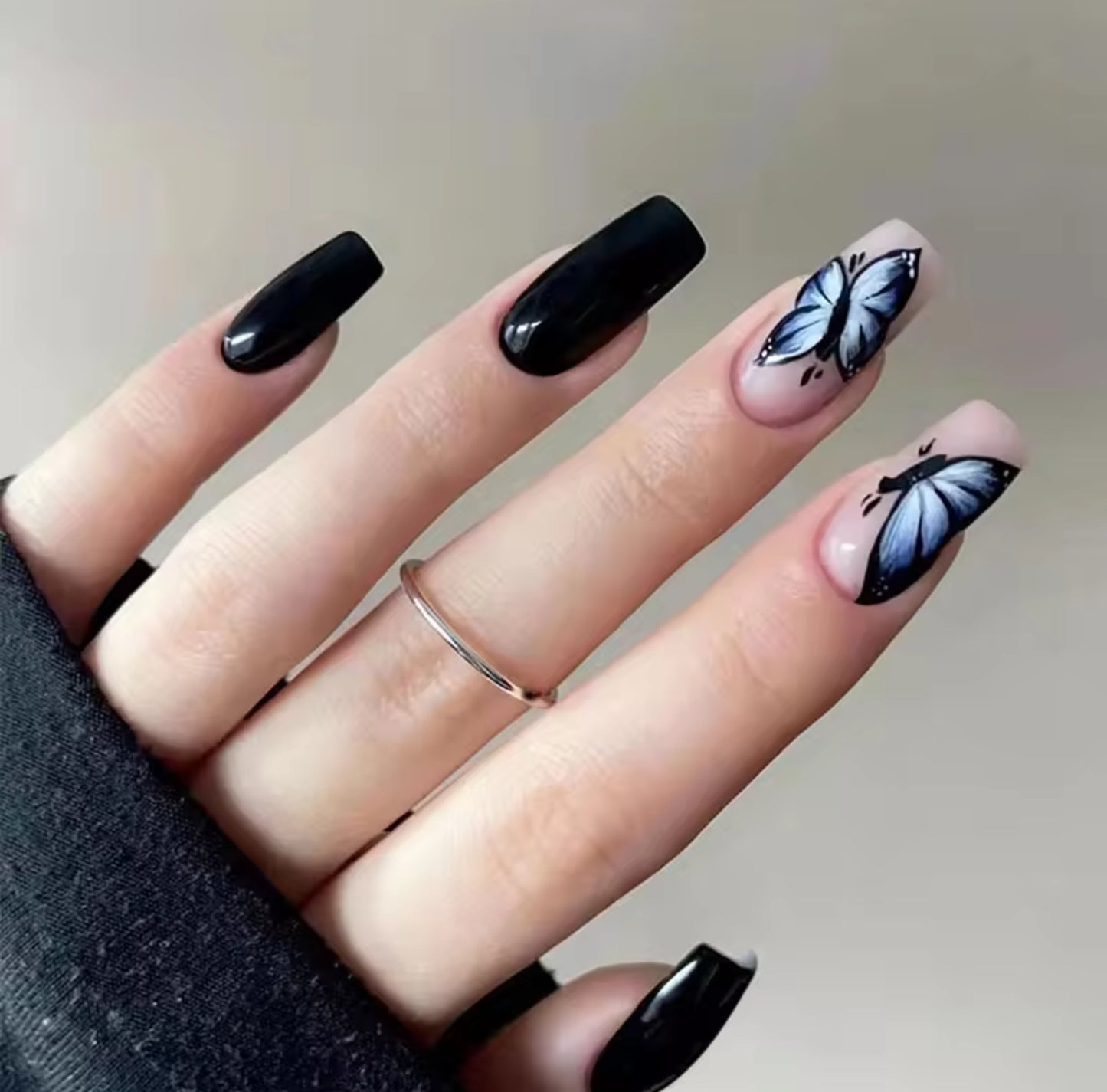 Dainty Wings